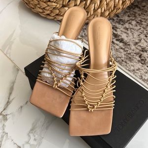 Never Worn Tony Bianco Leather Sandals